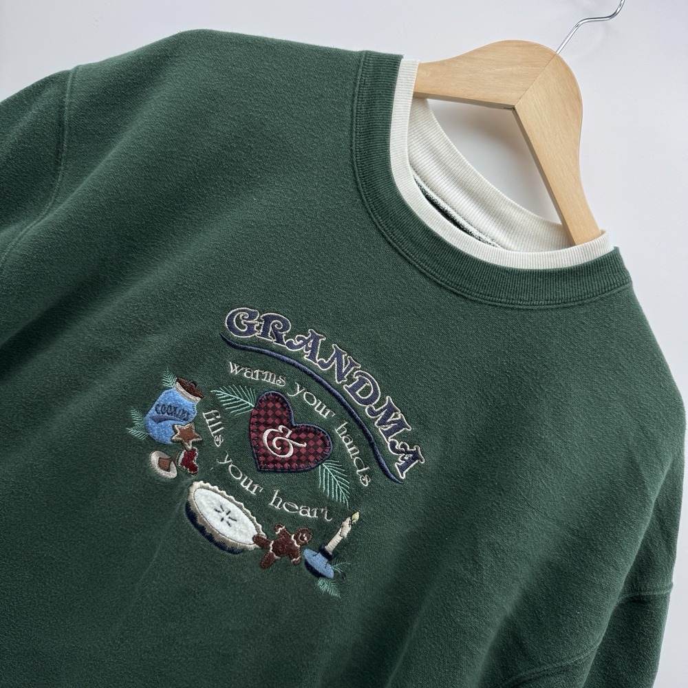 VTG Croft & Barrow C&B Sport Grandma Sweatshirt Green Large Embroidered Holiday